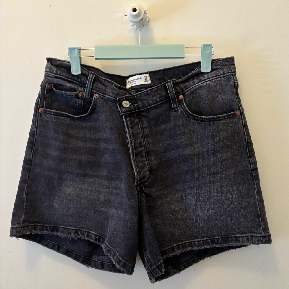 Abercrombie High Rise Dad Shorts